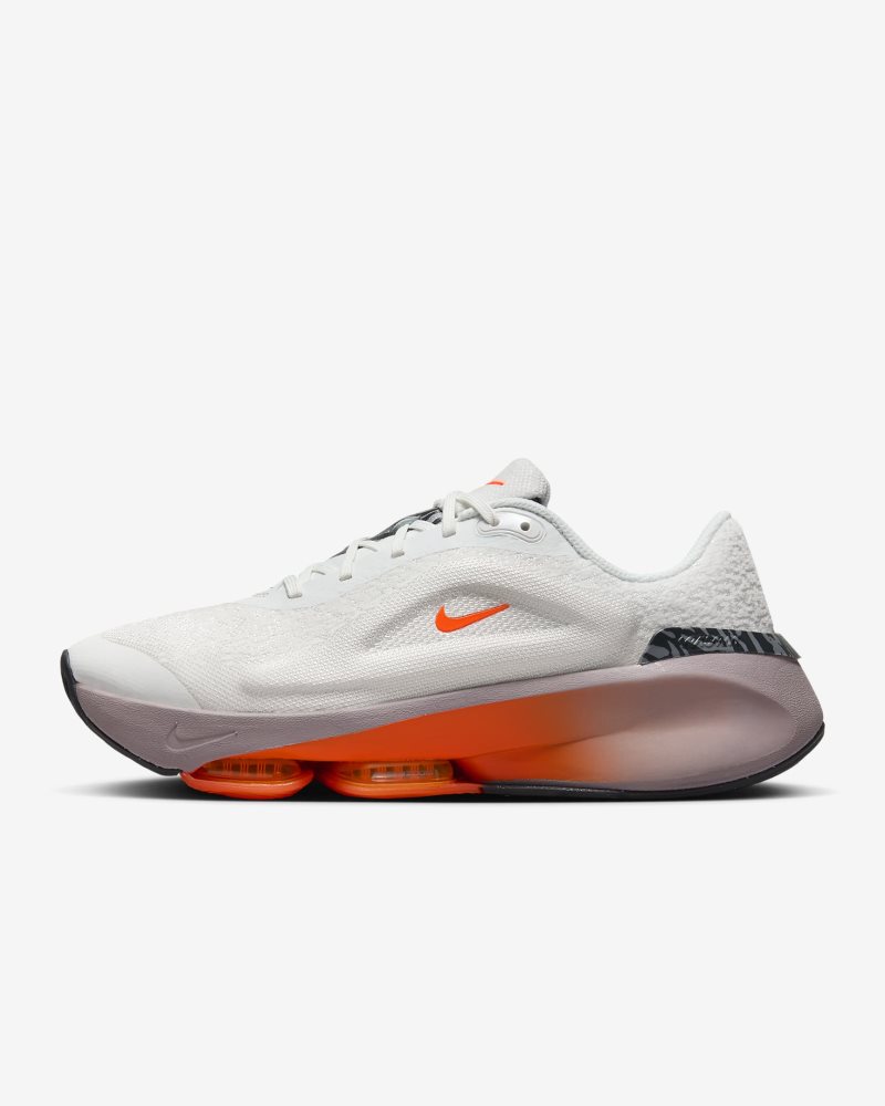 Nike Versair Premium Hellviolett Erz/Dunkel Rauchgrau/Metallic Cool Grey/Hyper Crimson